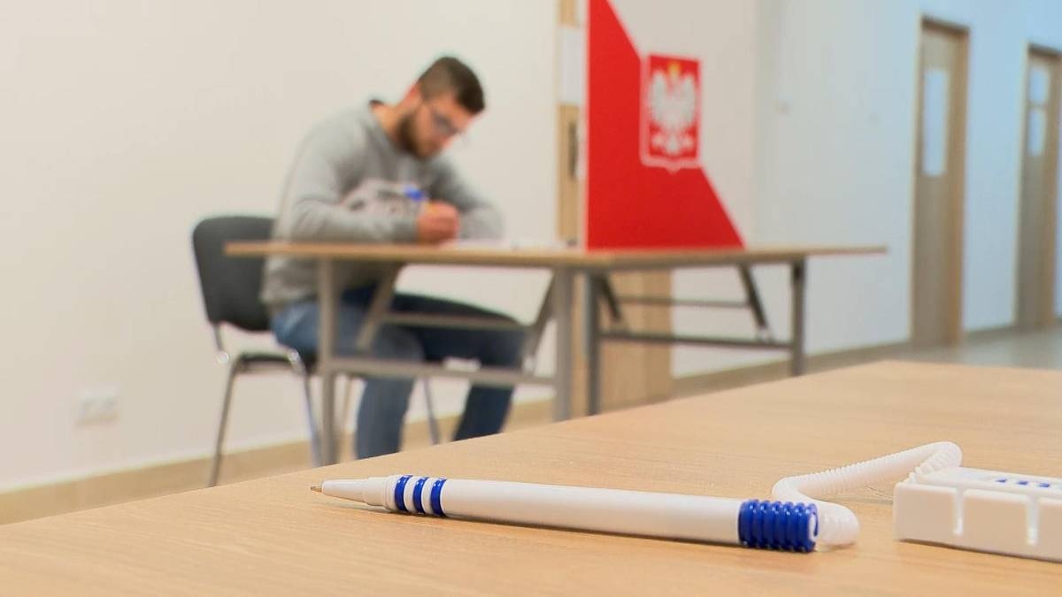 Президентские выборы начались. Поляки голосуют