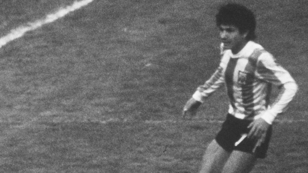 Ha muerto una leyenda del fútbol. Él es el campeón del mundo.