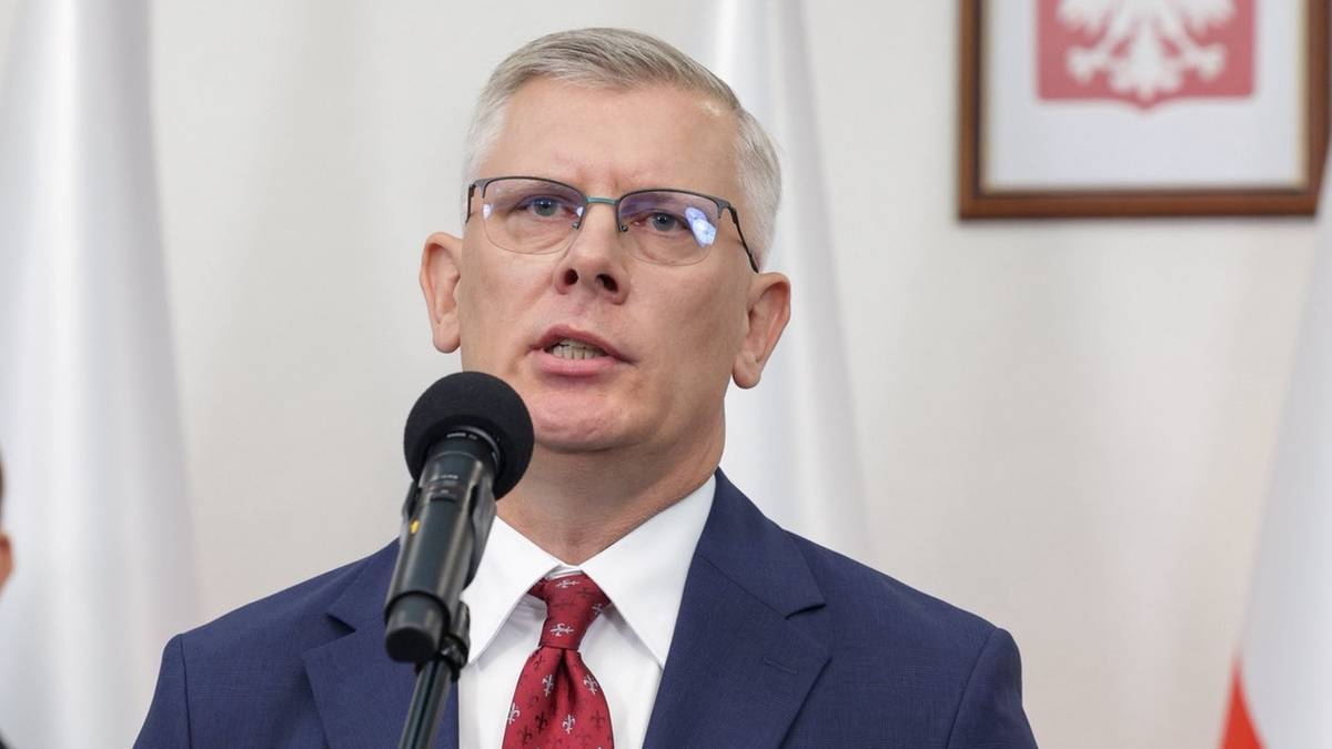 "No hay venganza en esto". Tomasz Siemoniak sobre el movimiento contra Sławomir Cenckiewicz