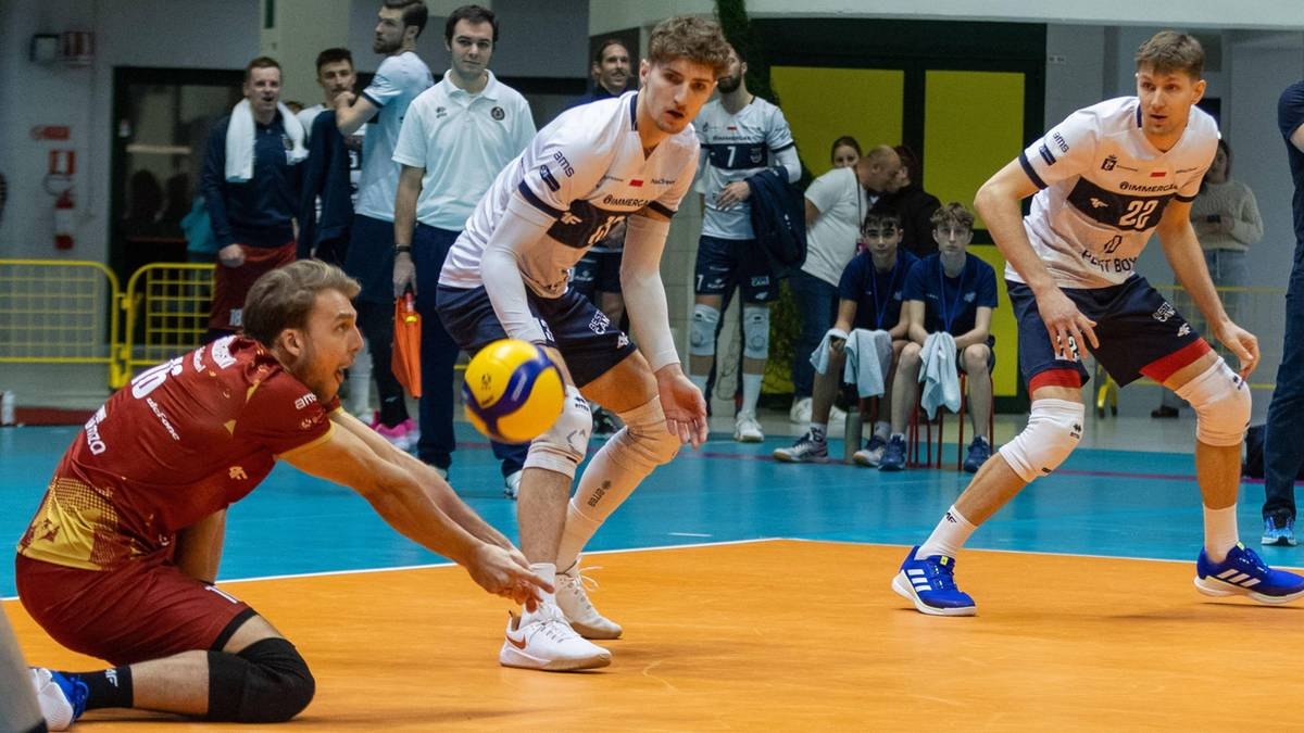 Libero quitte PGE Projekt Warszawa