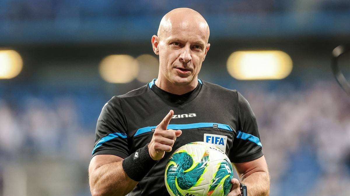 Szymon Marciniak führt das WM-Halbfinale an! Ein absoluter Hit