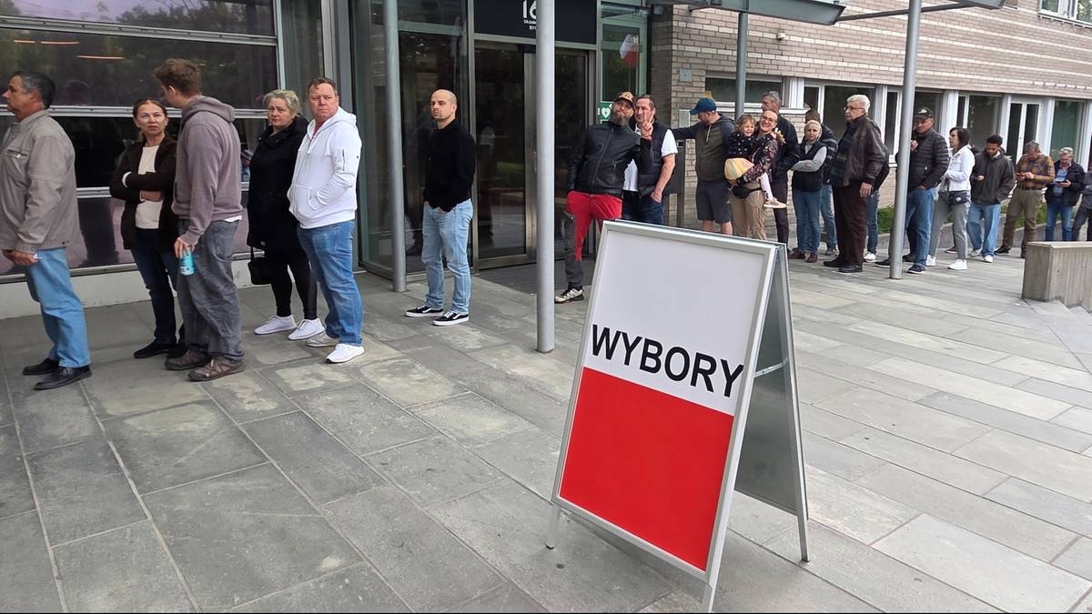 Избирательные участки открыты. Поляки голосуют [ОТЧЕТ]