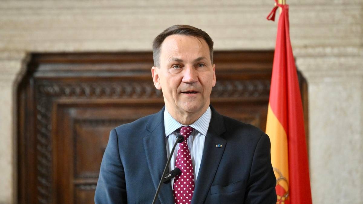 Radosław Sikorski sobre la misión polaca en Teherán: Están a salvo