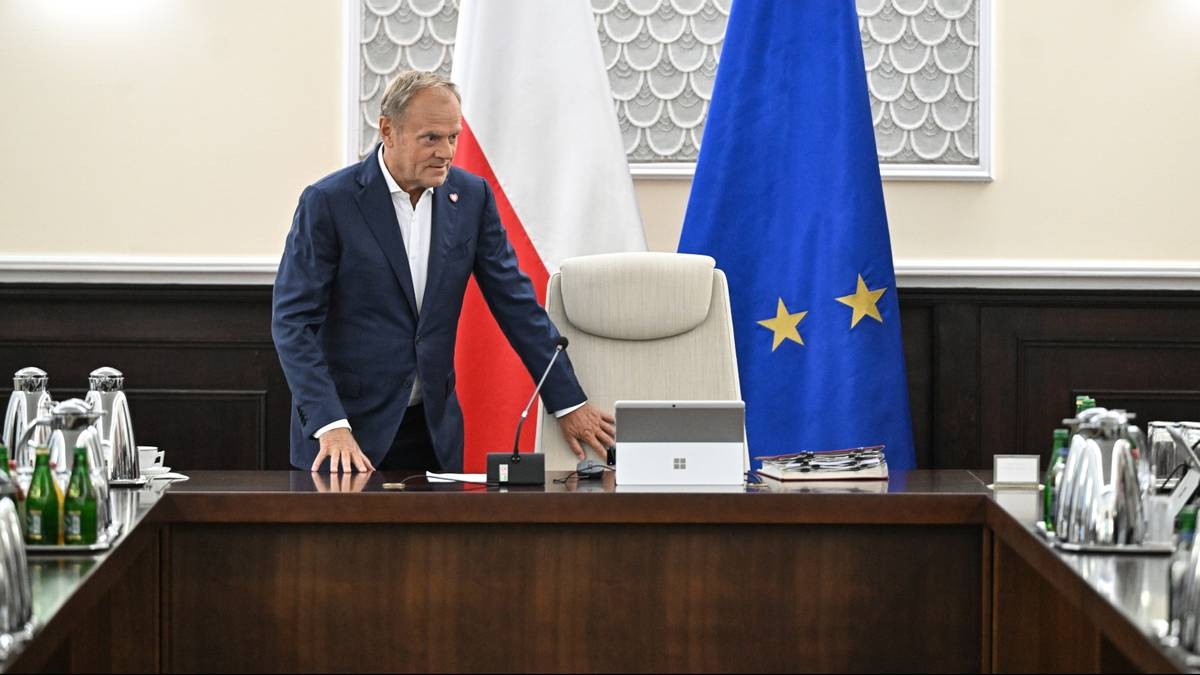 "Lo lograremos", prometió Tusk el día de la investidura de Nawrocki.