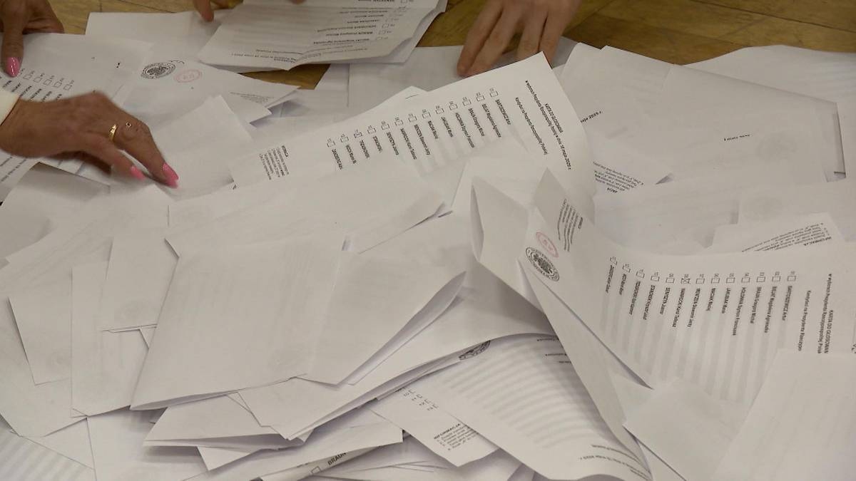 Poloneses apoiam recontagem de votos. Pesquisa não deixa ilusões