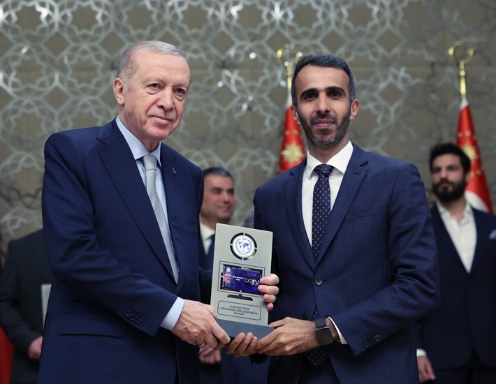 Le président Erdoğan remet un prix à beIN SPORTS