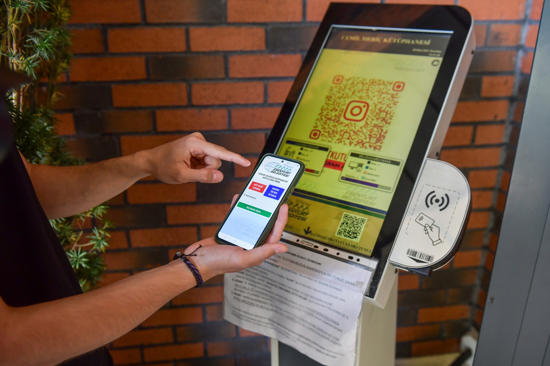 Bibliotheken in Esenyurt stellen auf intelligente Systeme um