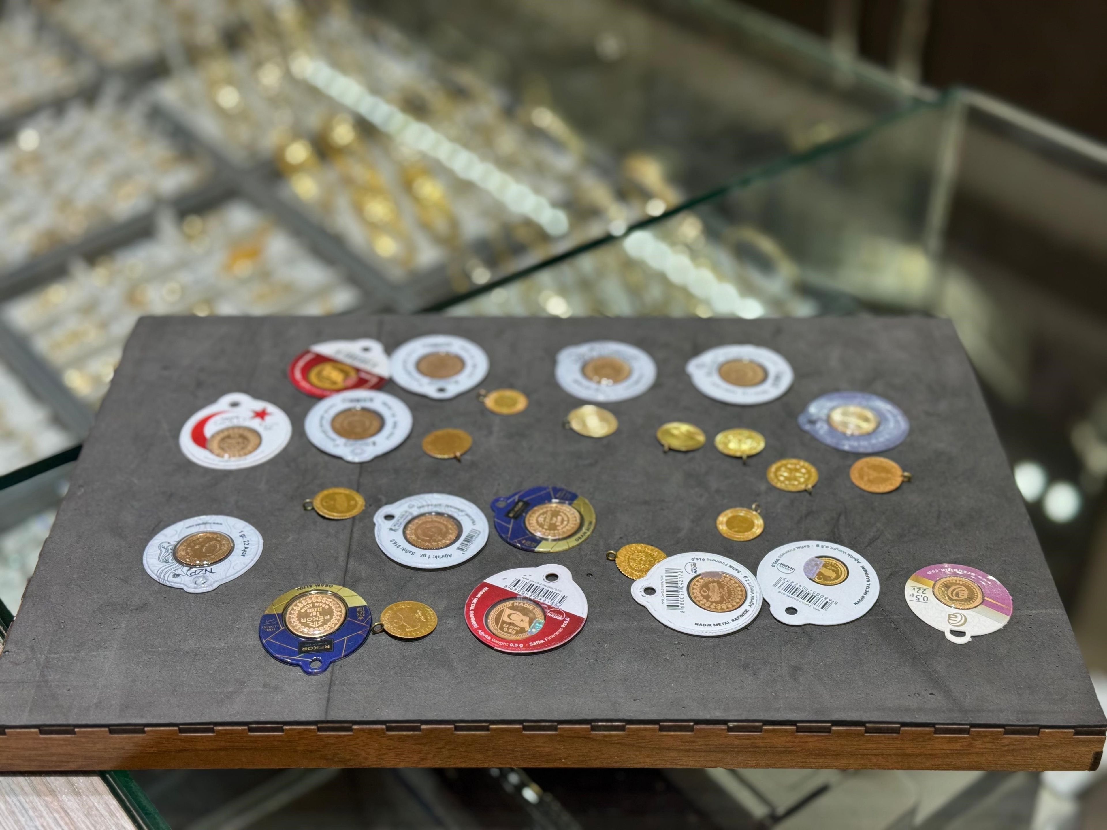 „Das Gerücht, dass es kein 22-Karat-Gramm-Gold auf dem Markt gibt, ist unbegründet, wir haben Gold in unserem Besitz.“