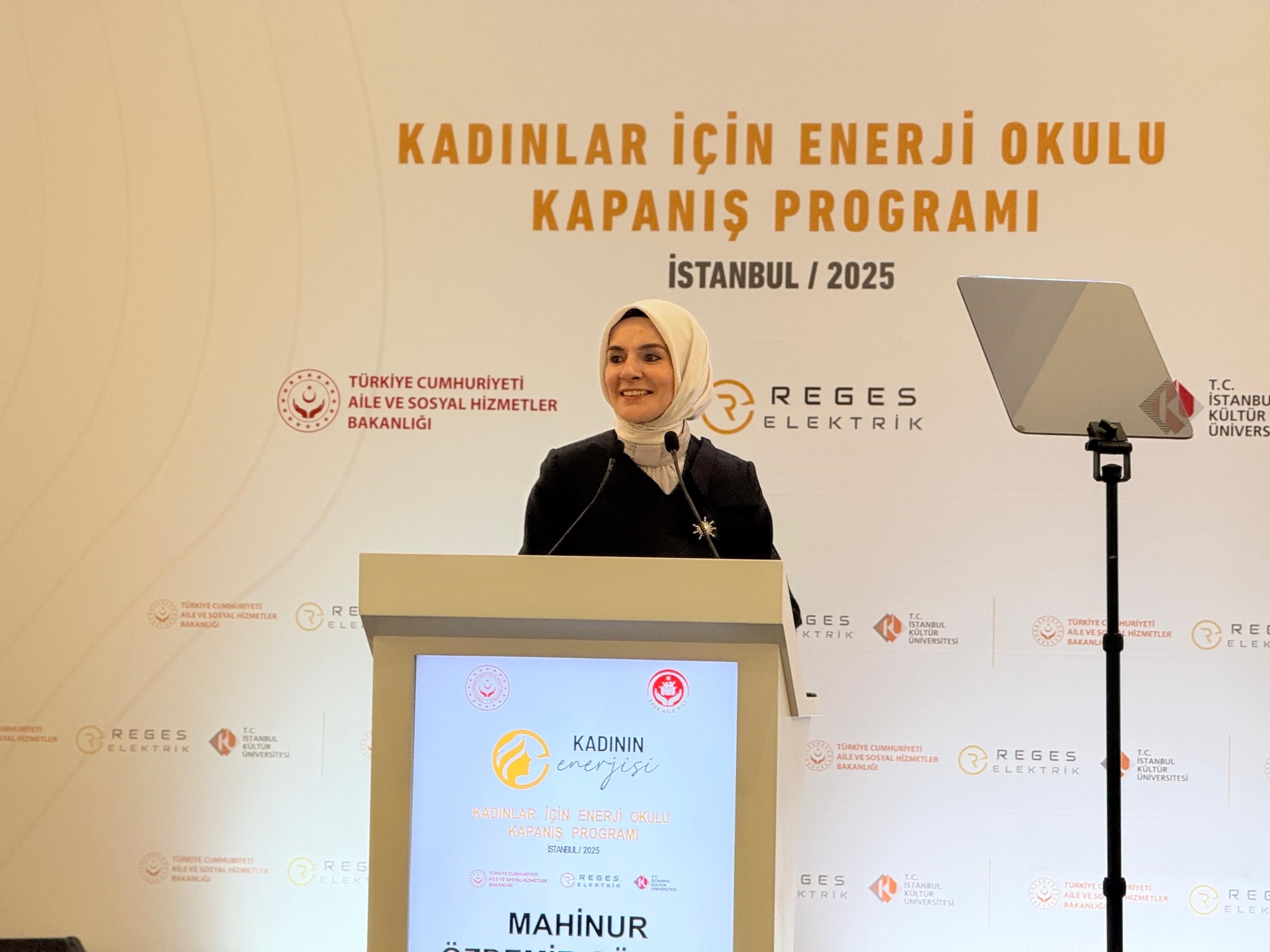 Minister Göktaş: „Jesteśmy świadkami pierwszych kroków sektora wzmocnionego energią kobiet i sprawiedliwą przyszłością”