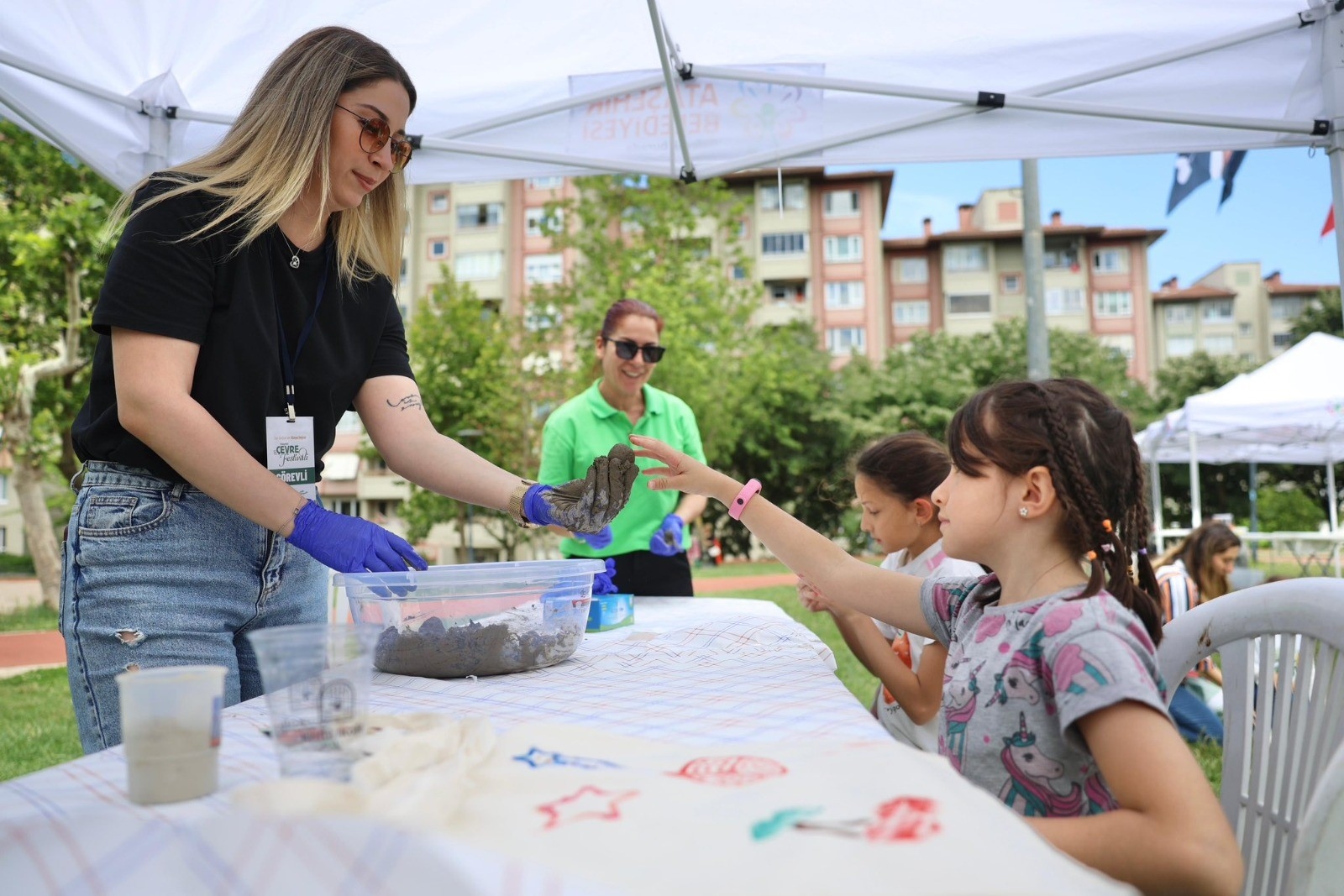 Milieufestival in Ataşehir brengt natuurliefhebbers samen: milieubewustzijn versterkt door evenementen