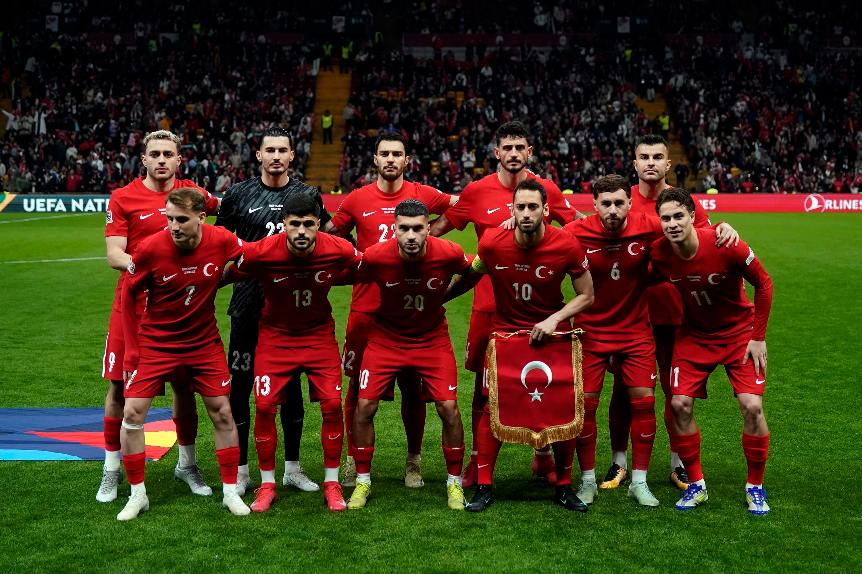Die Fußballnationalmannschaft trifft auswärts auf die USA