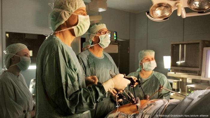 O que levou o CFM a afrouxar regras para cirurgia bariátrica