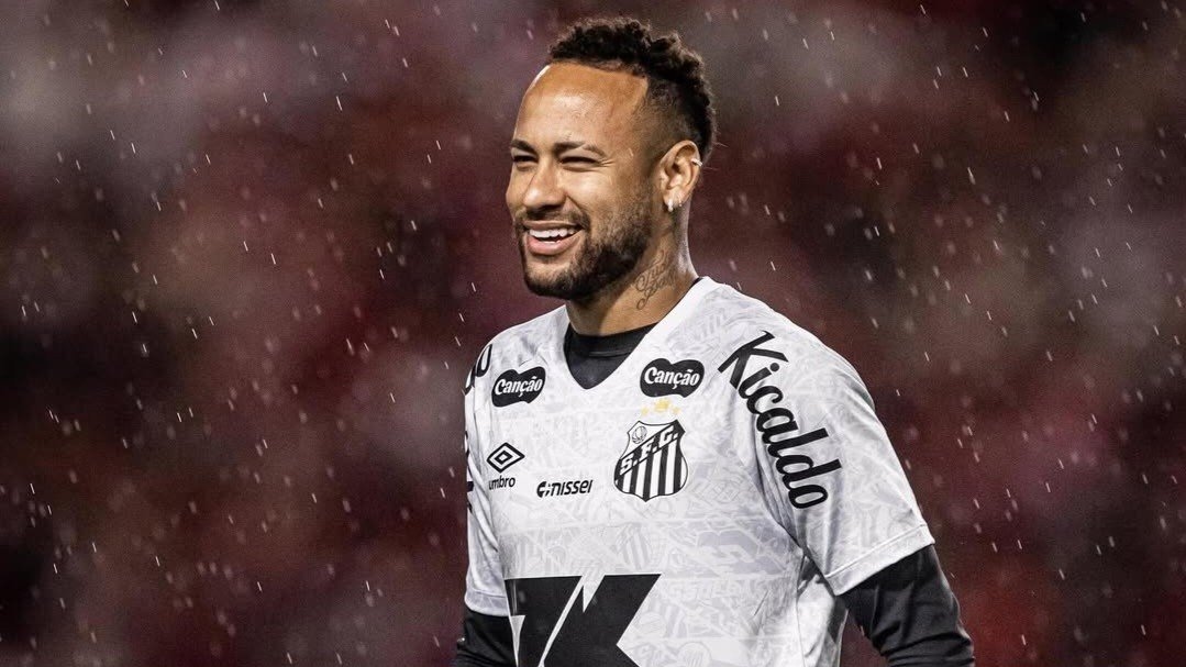 Neymar diagnosticado con Covid-19 y apartado del Santos