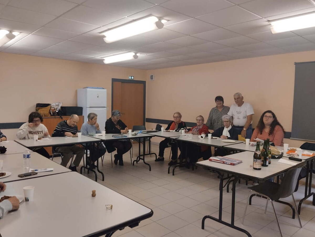 Een Alzheimerbijeenkomst in Frankrijk in vreugde en goede humor