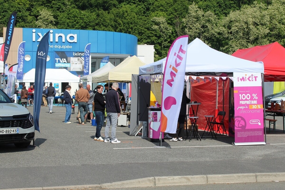 Building tradespeople at the show