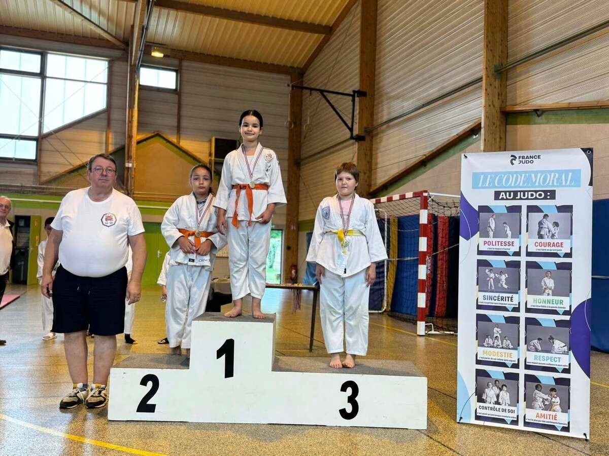Zestig jonge judoka's verzamelden zich in La Noue