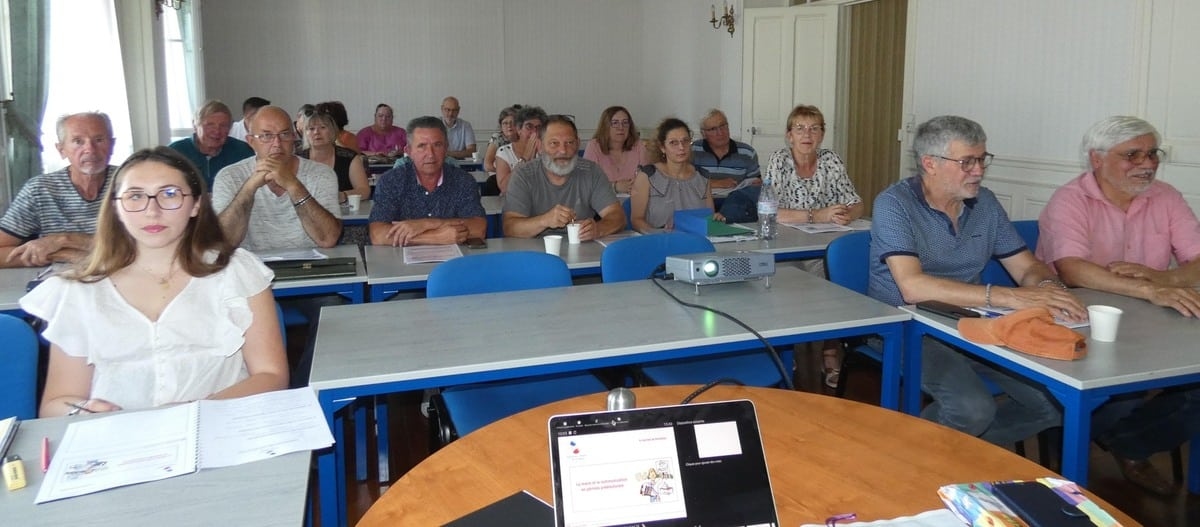 “Communication in the pre-election period”, a subject of interest