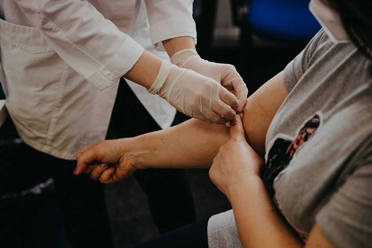 The hotter the summer, the more blood and plasma donors the EFS needs