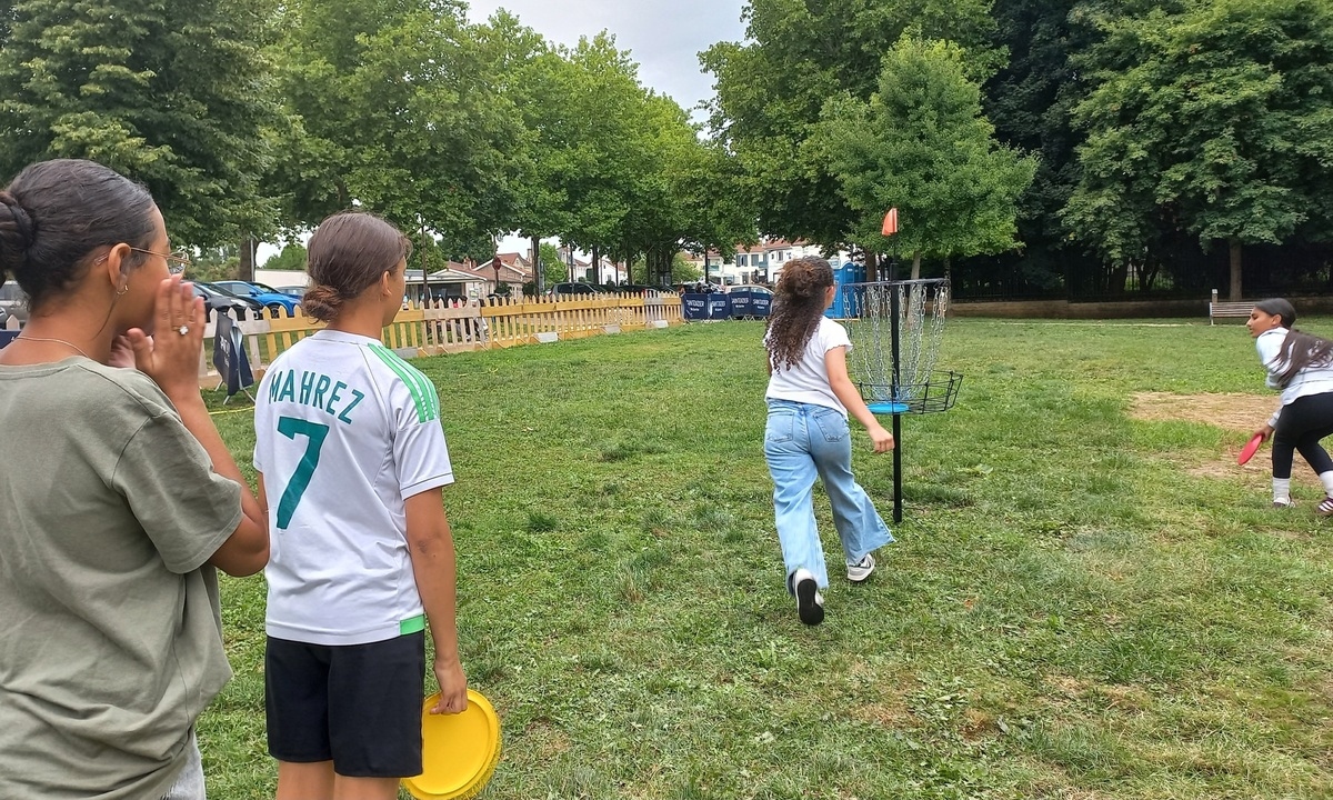 Disk golfü: birkaç atış için