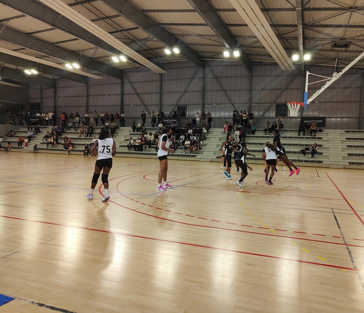 Jogo de gala: Saint-Dizier declara suas Flames no basquete feminino