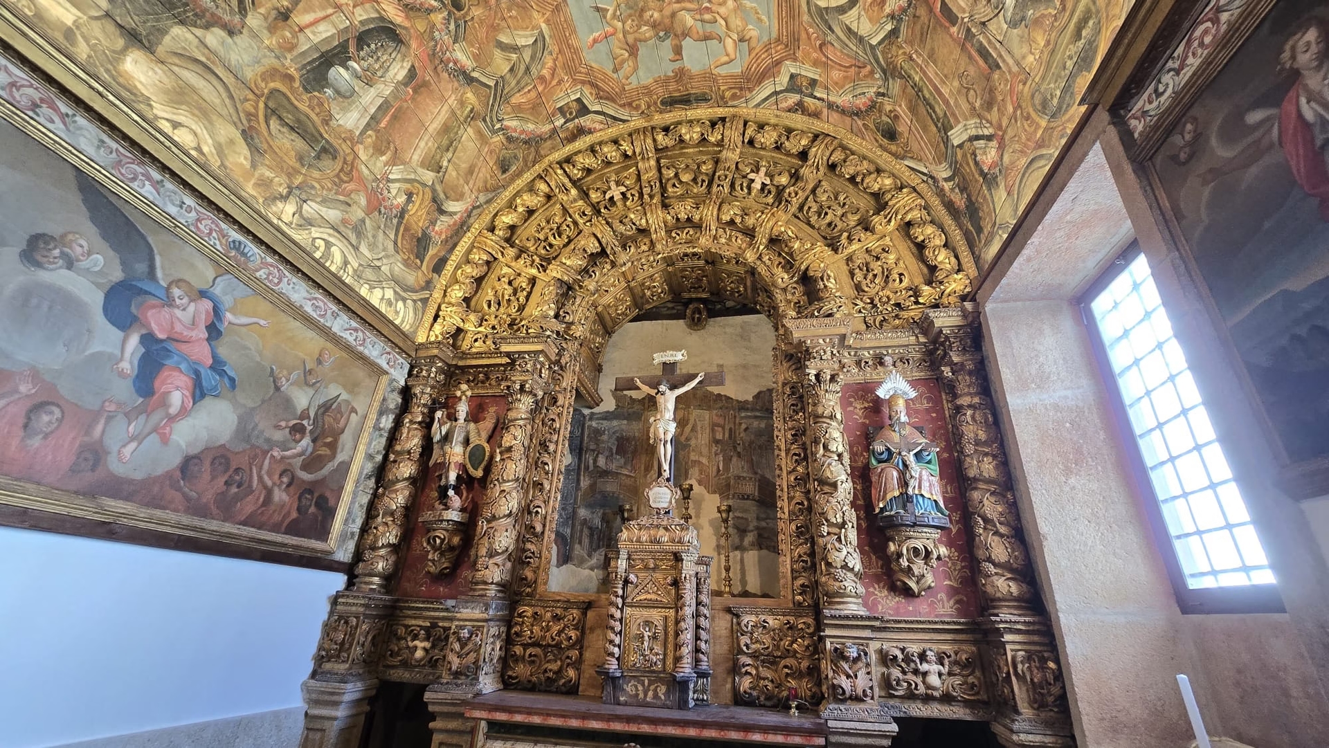 El obispo de Guarda inaugura las obras de restauración de la iglesia parroquial de Malhada Sorda