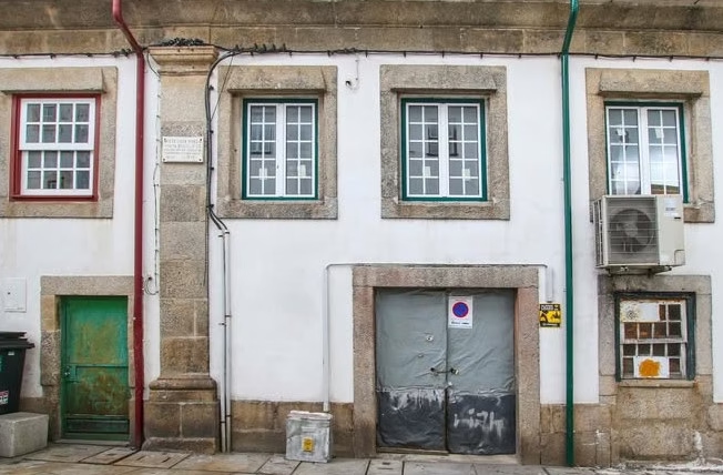 Gemeenteraad koopt huis van Augusto Gil om cultureel project te ontwikkelen