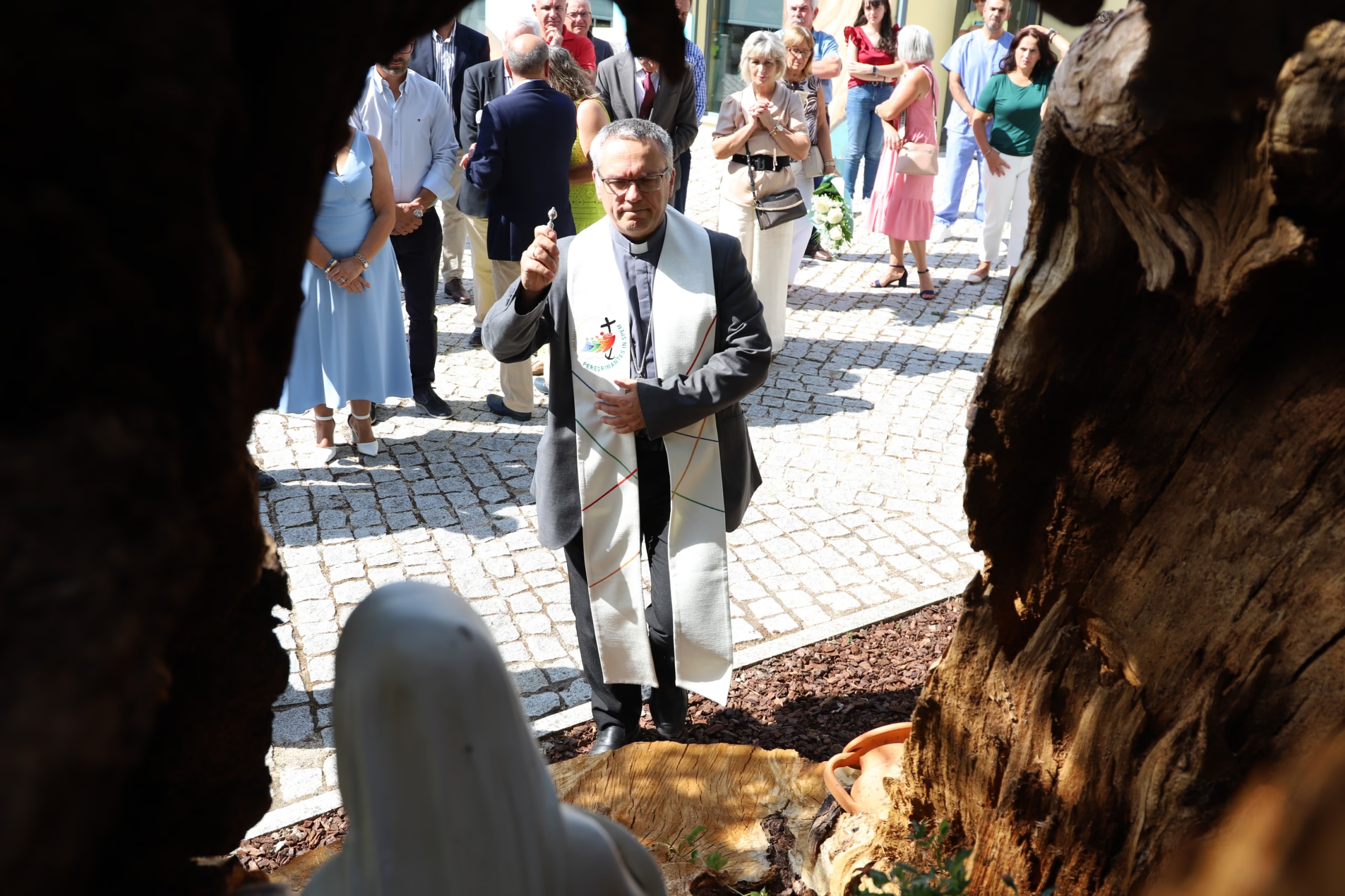 Het dagcentrum en tehuis Santa Ana de Azinha vierde zijn 33-jarig jubileum met de inzegening van het beeld van Santa Ana