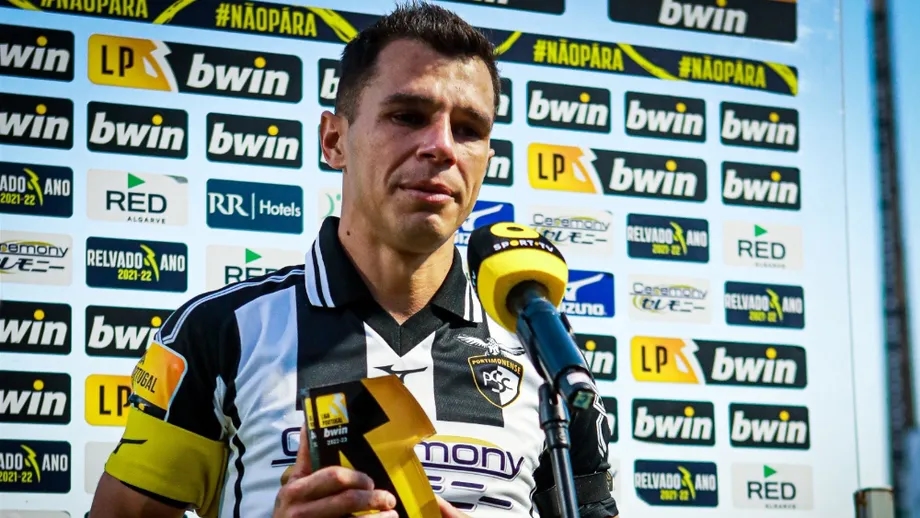 Portimonense apresenta 32 jogadores com Welinton Júnior de regresso