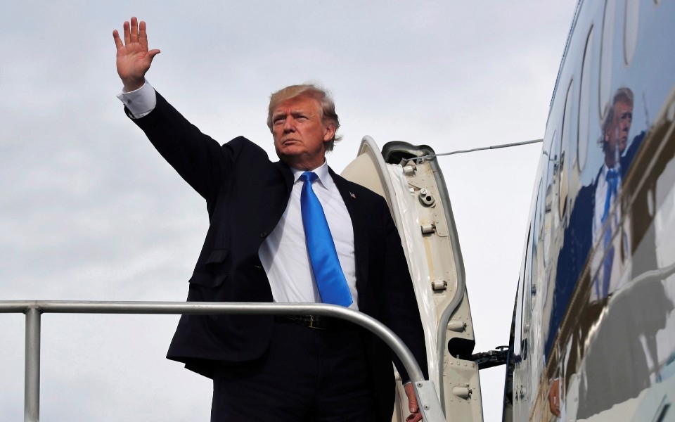 Trump is het wachten op Boeing beu en zal naar verwachting een luxe vliegtuig uit Qatar accepteren