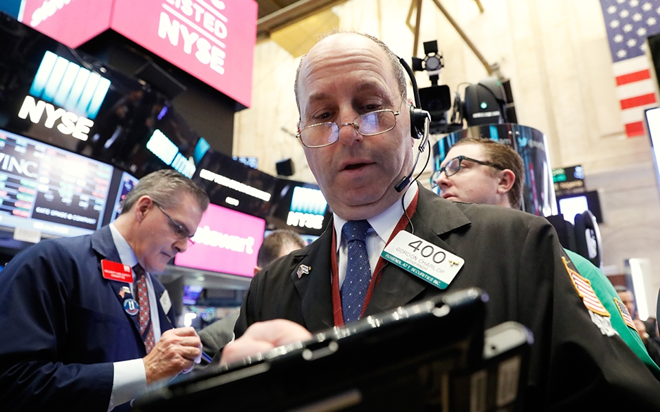 Wall Street arranca no ‘vermelho’ no início da reunião da Fed