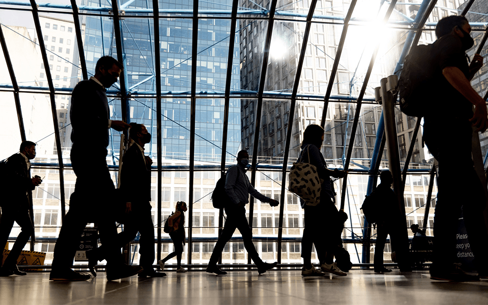 Hay 3,4 millones de trabajadores con sueldos entre 800 y 1.000 euros