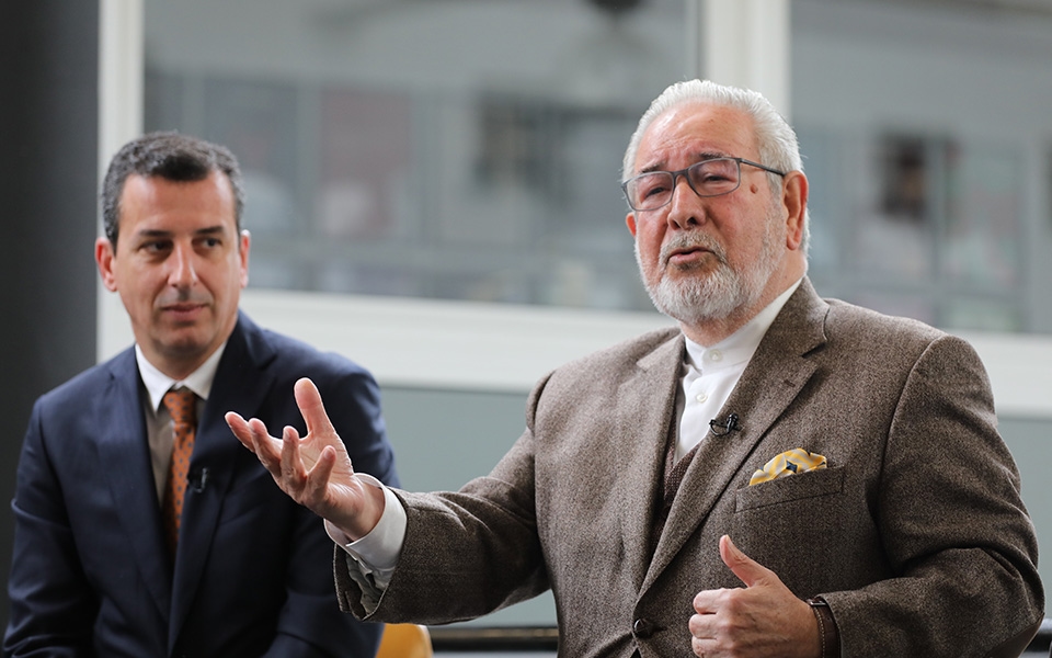 Mayor of Oeiras says searches are related to municipal company's business with Mozambique