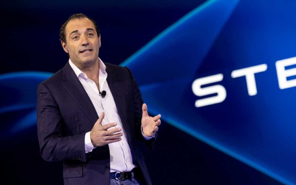 De nieuwe CEO van Stellantis kondigt een nieuw managementteam aan