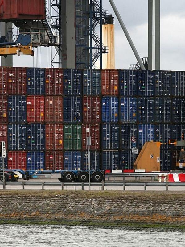 Last year, Germany imported 94.6 percent fewer goods from the Russian Federation than in 2021, the year before the war in Ukraine began.