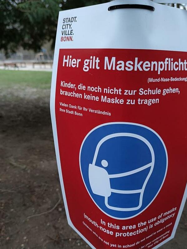 Het Duitse ministerie van Volksgezondheid (BMG) draagt ​​het onderzoek naar de inkoop van mondkapjes onder voormalig minister van Volksgezondheid Jens Spahn (CDU) over aan nieuwe handen.