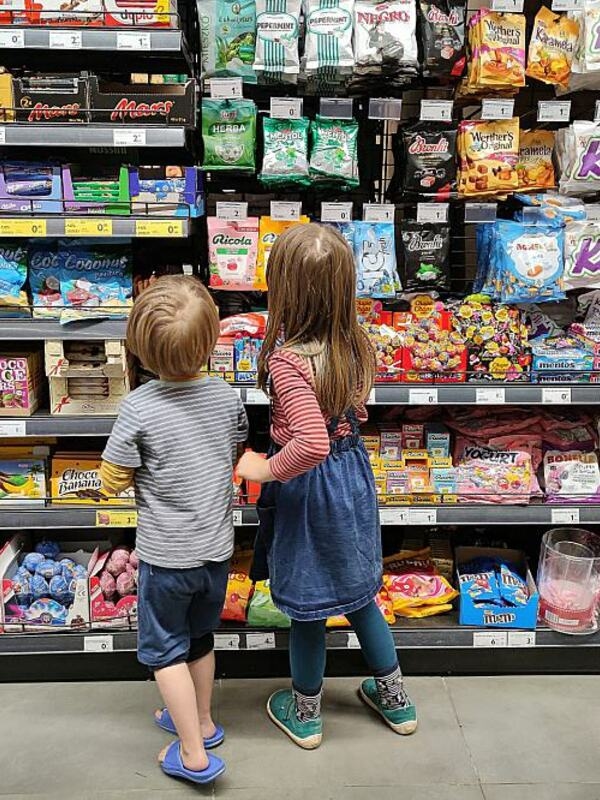 The Federal Statistical Office (Destatis) has confirmed the inflation rate for April 2025 at 2.1 percent.