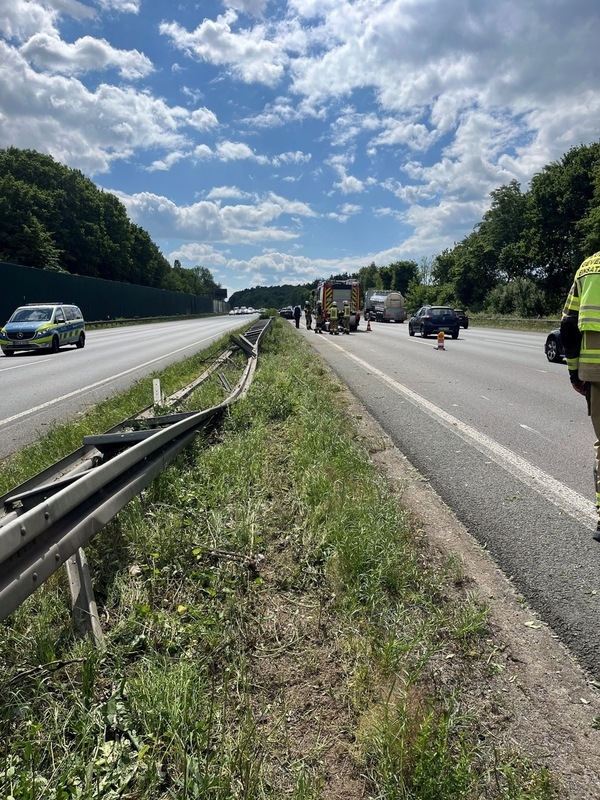 Gevelsberg - On Saturday, the Gevelsberg fire department was alerted to the A1 federal highway.