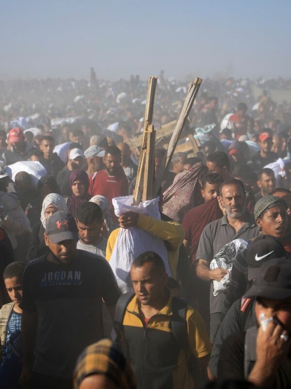 Los centros de ayuda en Gaza fueron cerrados el día anterior tras informes de incidentes fatales.
