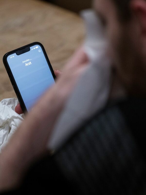 Colds, mental health problems, back pain: According to health insurance data, there was no significant improvement in sickness rates among employed people at the start of the year.