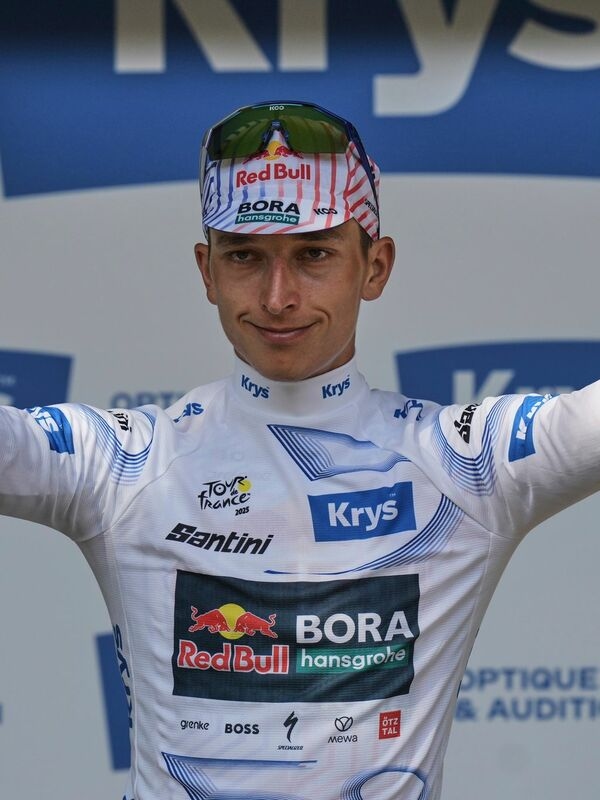 Debiutujący Florian Lipowitz wzbudził sensację swoimi świetnymi występami w Tour de France.