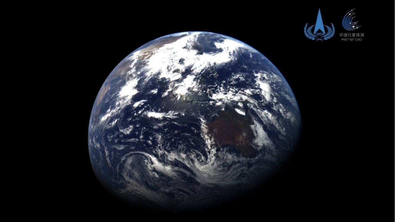 China teilt Bilder von Erde und Mond