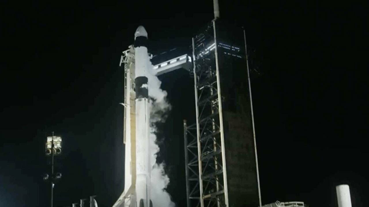 Poolse, Hongaarse en Indiase astronauten beginnen met ruimtereizen