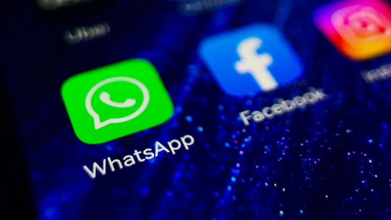 WhatsApp utilise l'IA pour résumer les longs messages