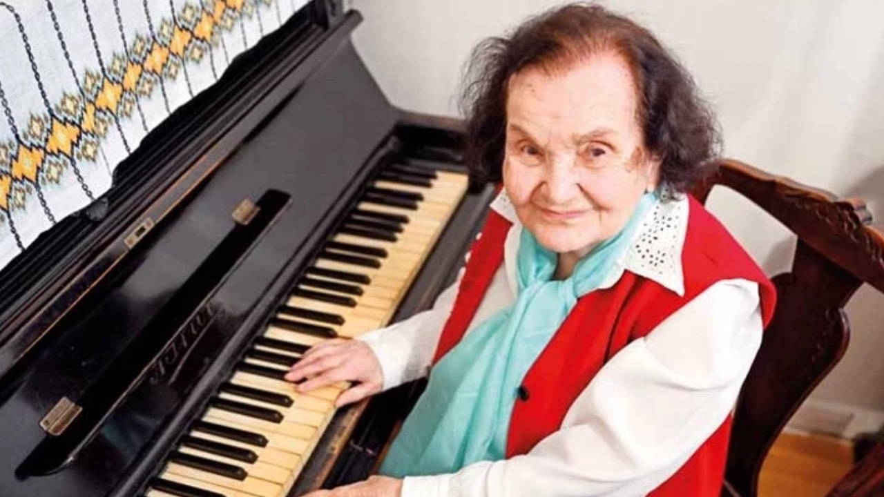 Süheyla Altmışdört, la professeure de personnalités célèbres, est décédée.