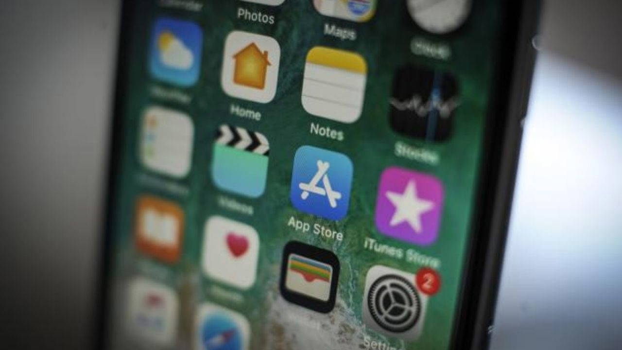 Apple könnte beim iPhone 17 Pro die Position seines Logos ändern