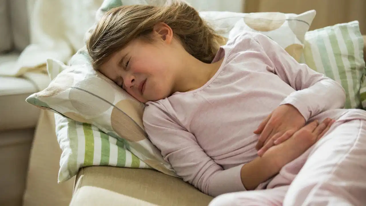 Eine häufige Gefahr für Kinder im Sommer: Magen-Darm-Entzündung