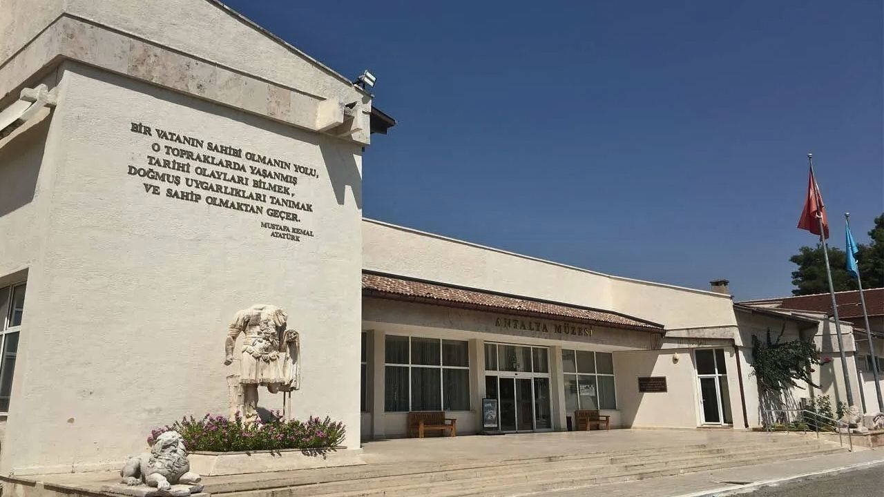 Ministerstwo podjęło decyzję o zamknięciu Muzeum Antalyi dla zwiedzających.
