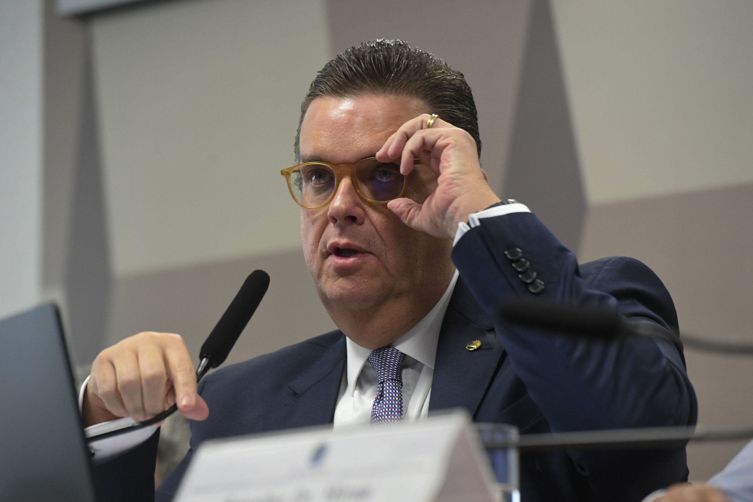Contrariamente al governo, il Ministro della Previdenza Sociale si dichiara favorevole all'INSS CPMI