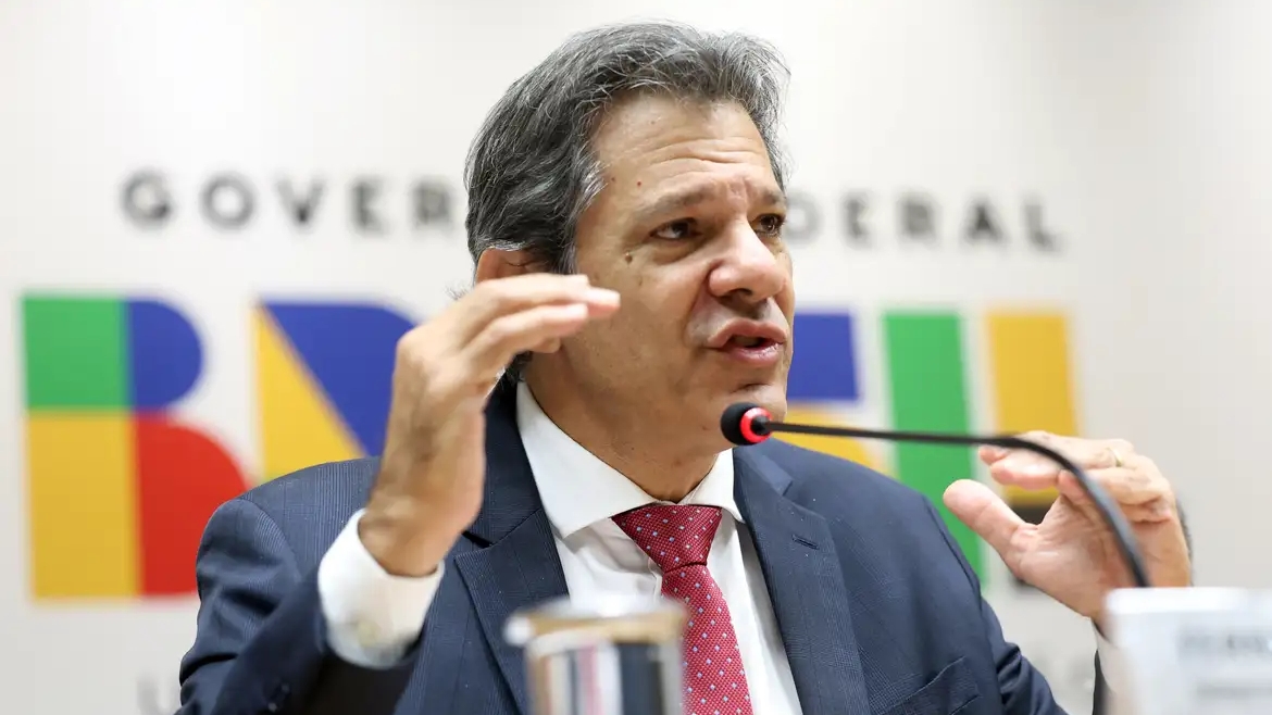 Haddad voleva aumentare la riscossione delle tasse del 60%