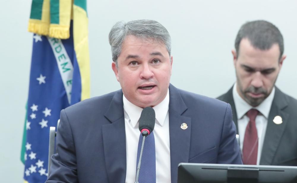 Presidente da CMO promete barrar gastos “eleitoreiros” para 2026